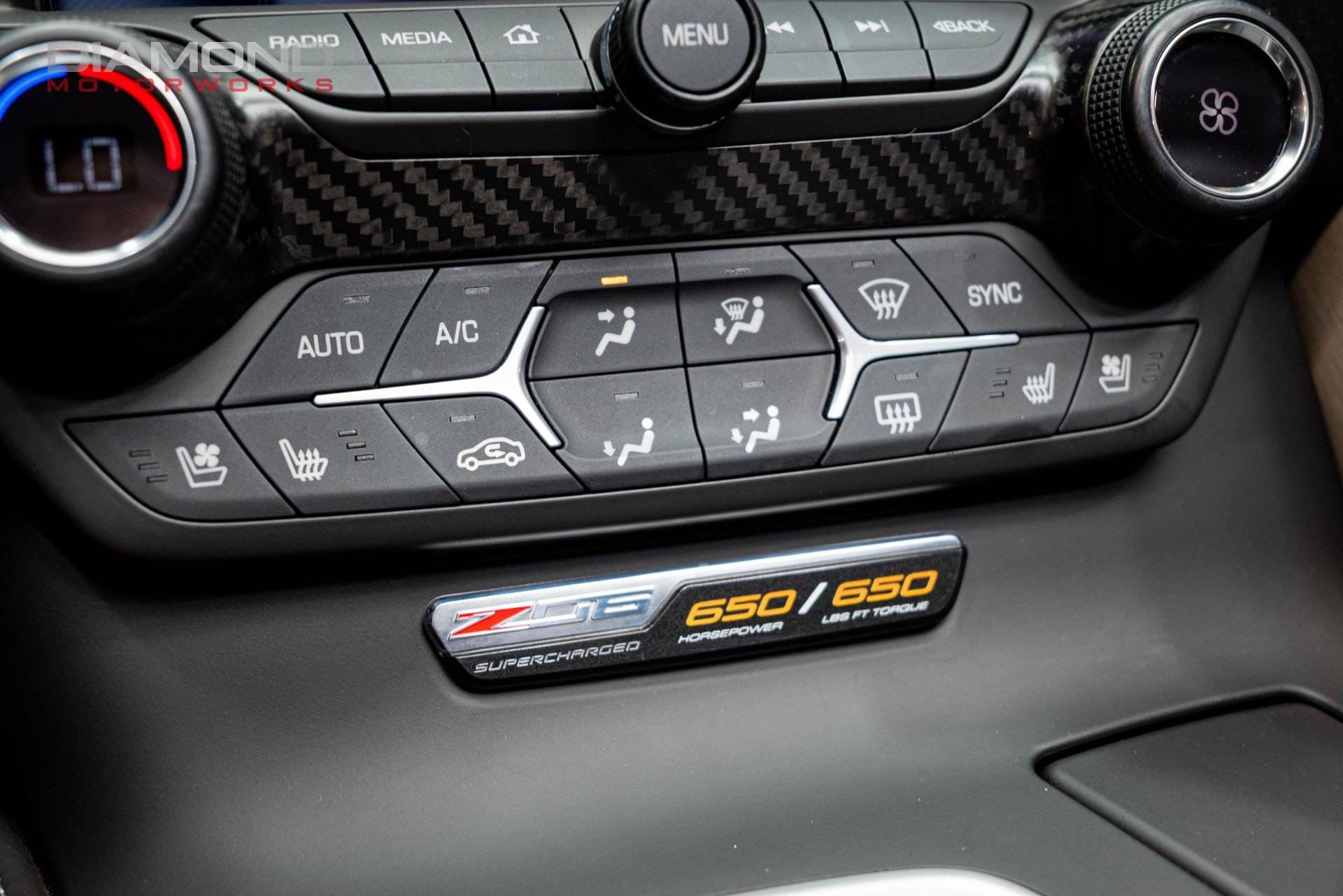 Used 2015 Chevrolet Corvette Z06 w/ 3LZ Preferred Equipment Group RWD image 75