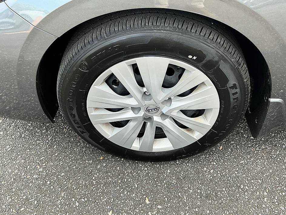 Certified 2025 Nissan Sentra S w/ Lighting Package image 7