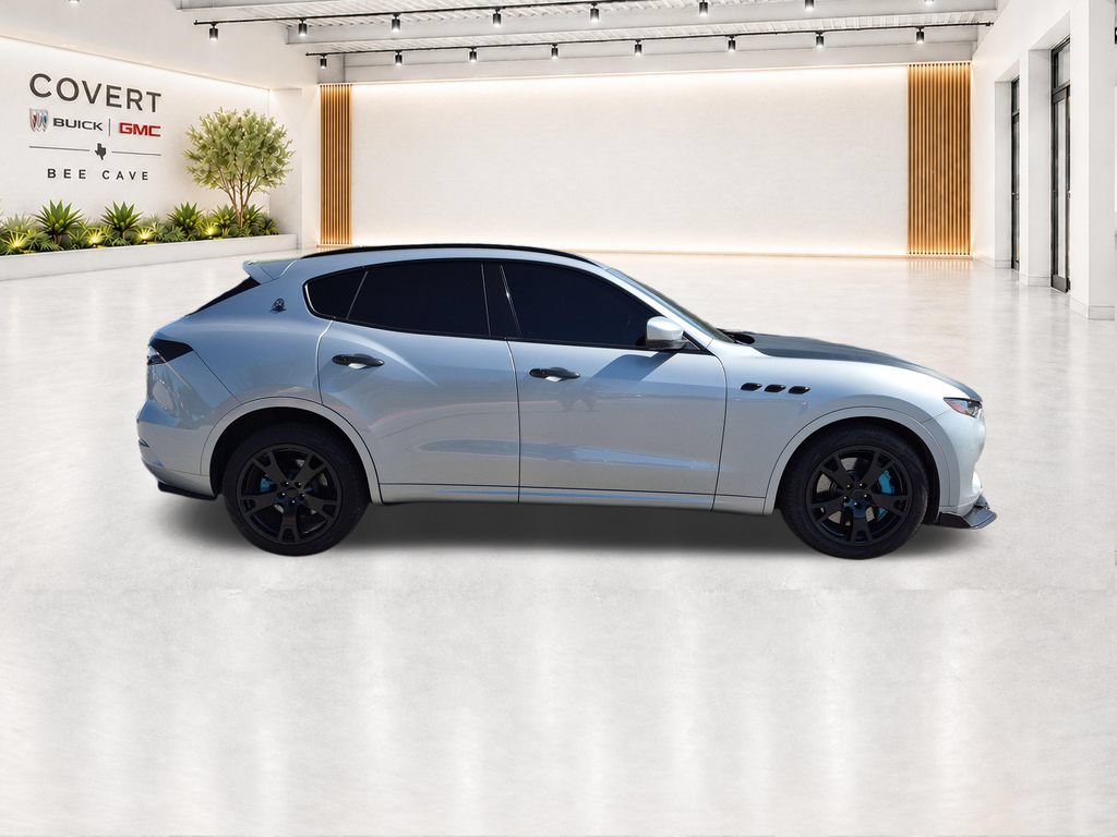 Used 2017 Maserati Levante S AWD/4WD image 13