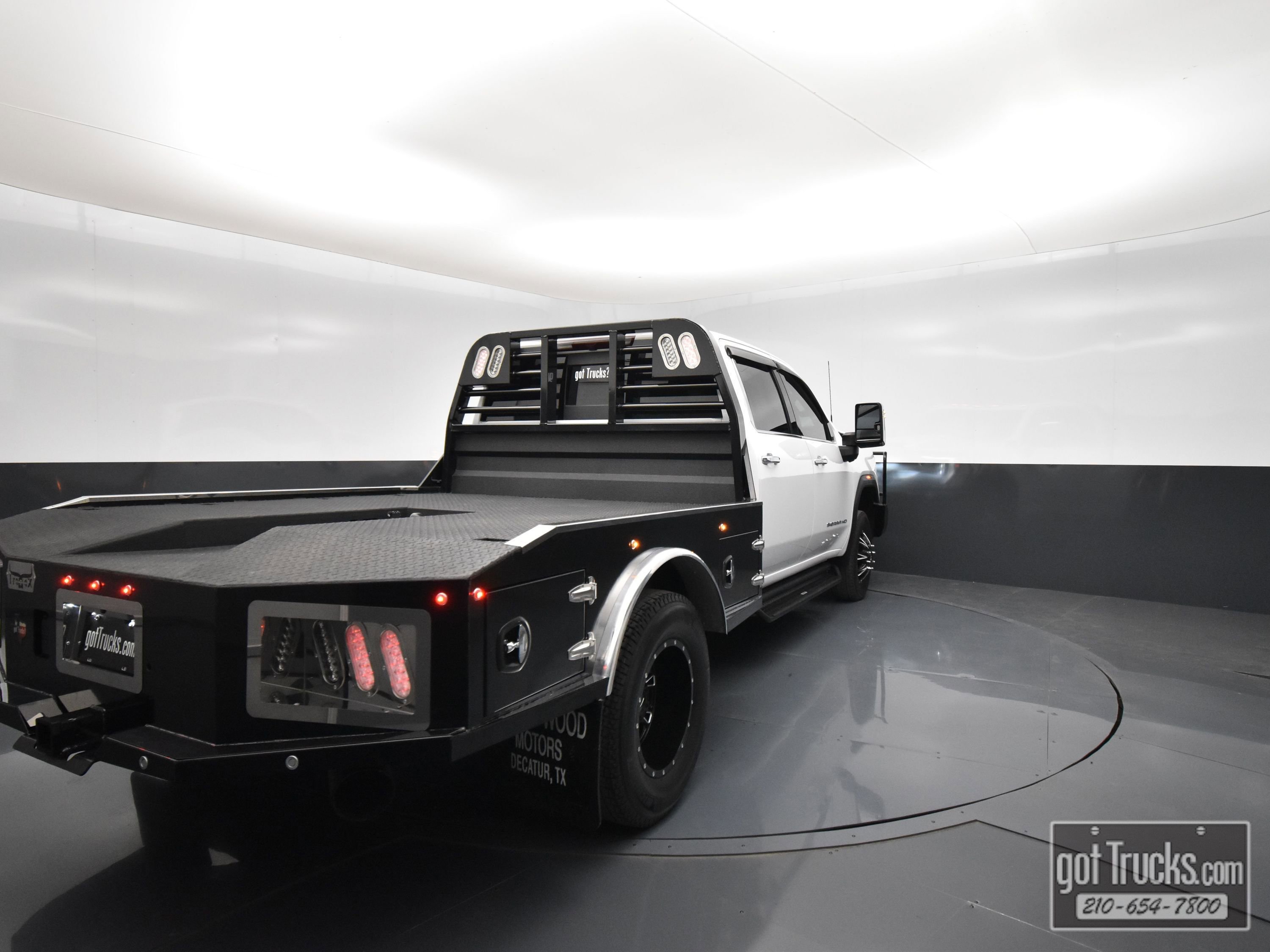 Used 2024 GMC Sierra 3500 SLT w/ SLT Convenience Package image 50