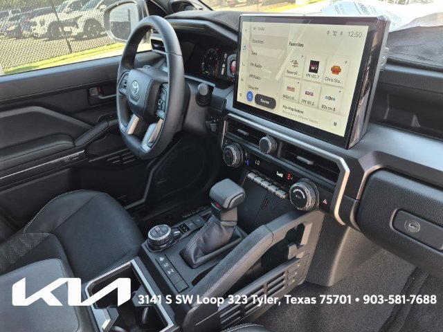 Used 2025 Toyota 4Runner TRD Off-Road Premium AWD/4WD image 14