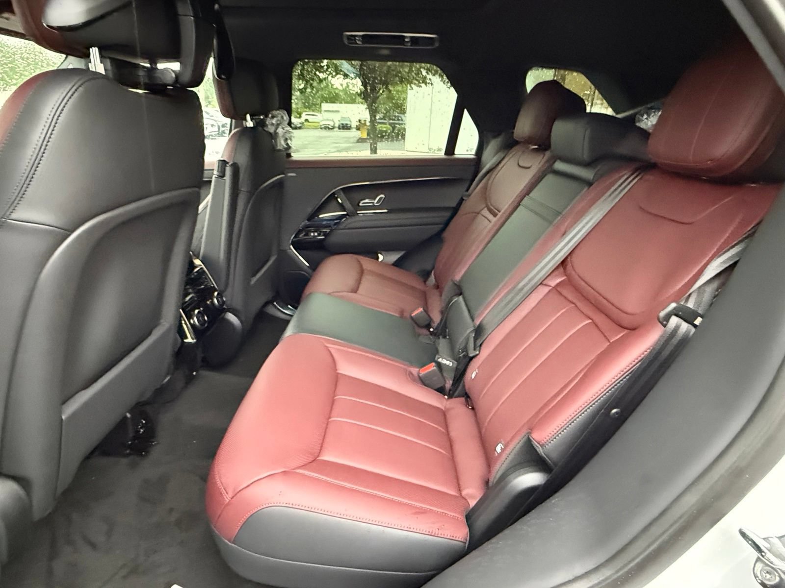 New 2026 Land Rover Range Rover Sport Dynamic SE AWD/4WD image 15