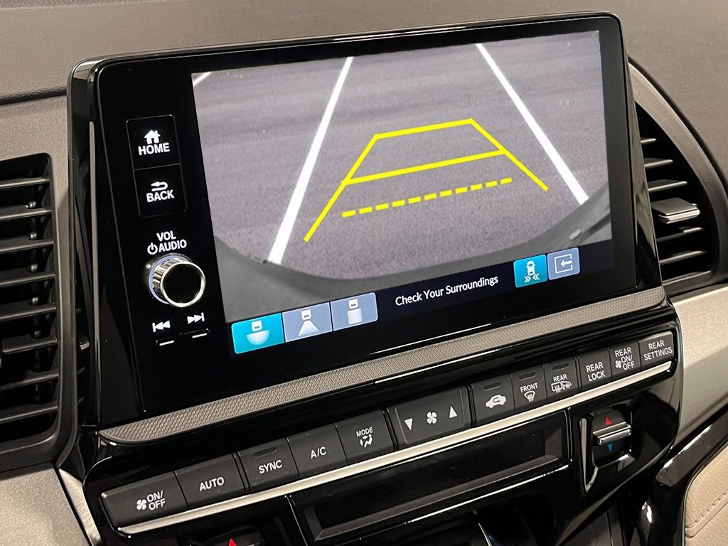 New 2026 Honda Odyssey Touring image 22
