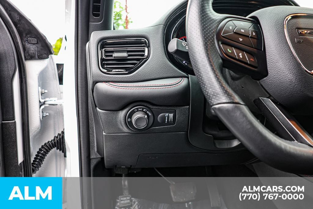 Used 2025 Dodge Durango GT RWD image 27