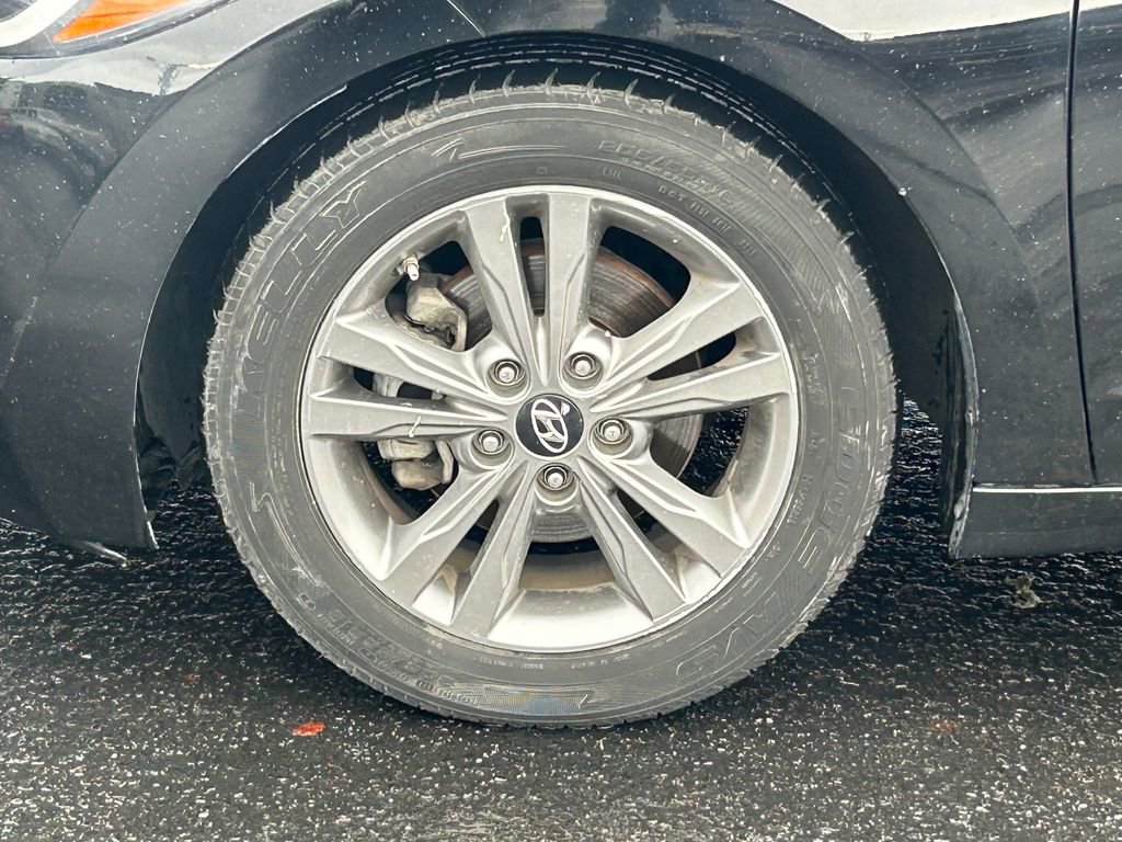 Used 2018 Hyundai Elantra SEL image 12