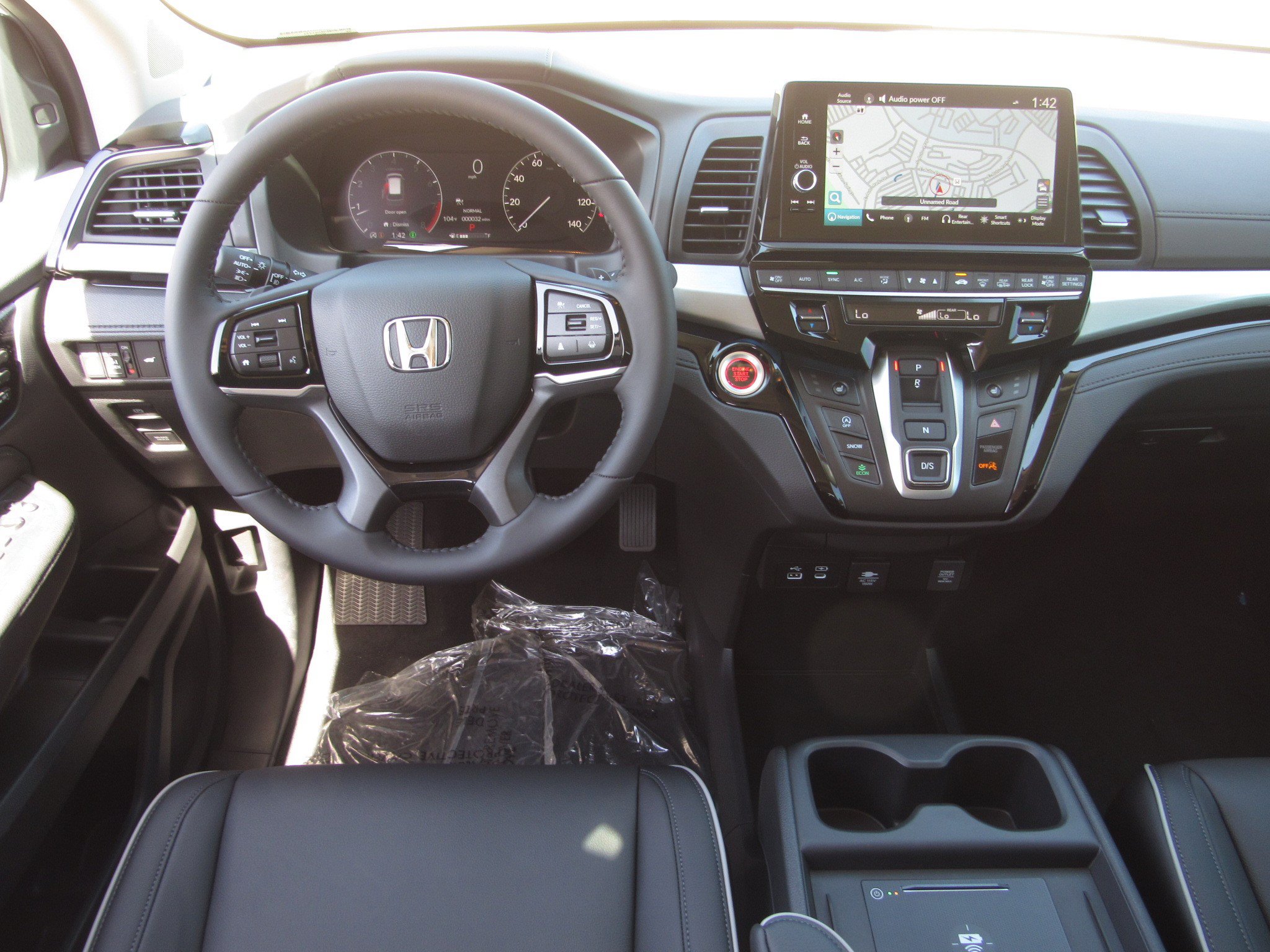 New 2026 Honda Odyssey Touring image 19