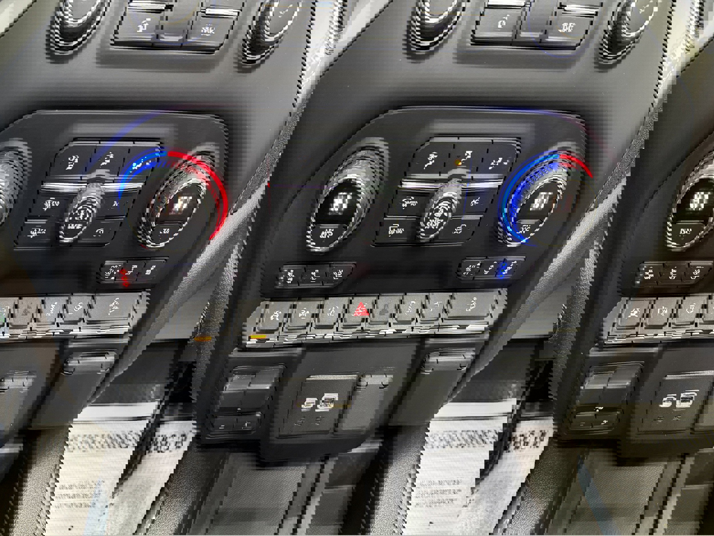 Used 2020 Chevrolet Silverado 1500 LTZ w/ LTZ Premium Package image 22