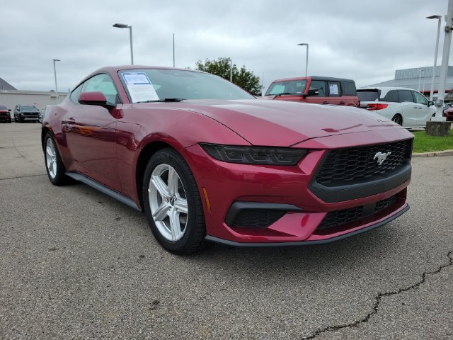 Used 2026 Ford Mustang Coupe RWD image 7