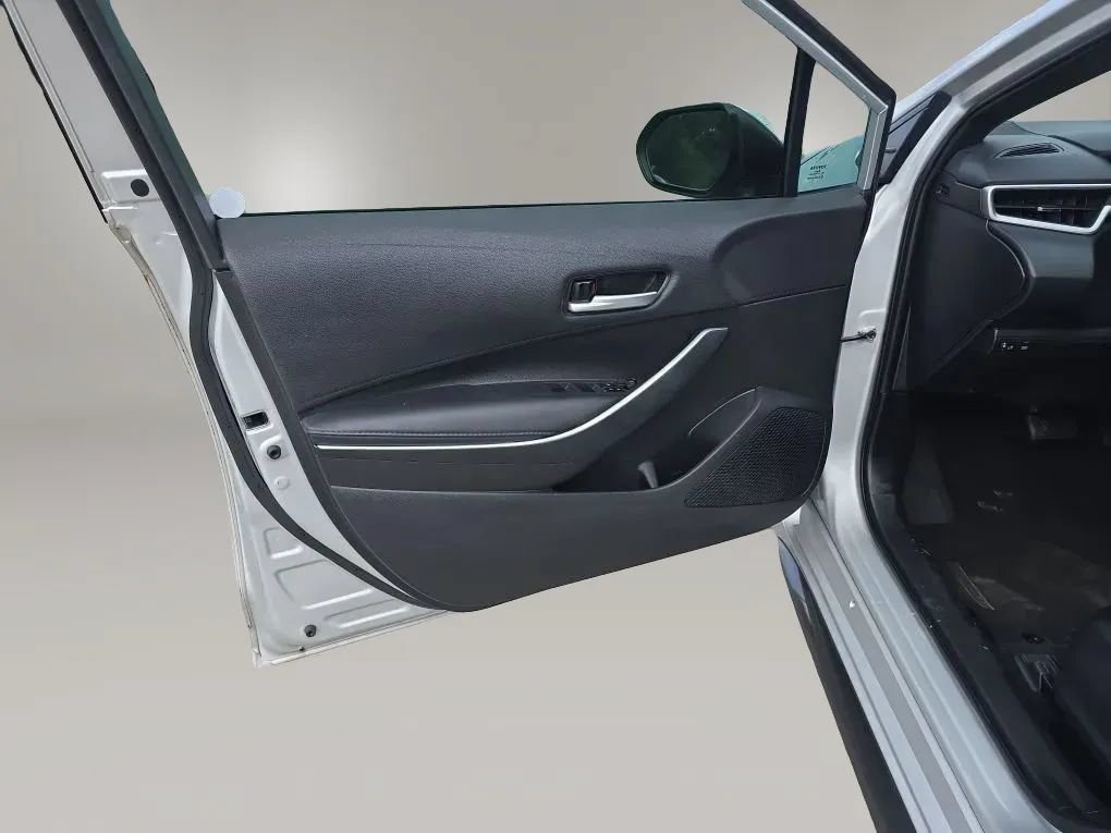 Used 2020 Toyota Corolla SE FWD image 33