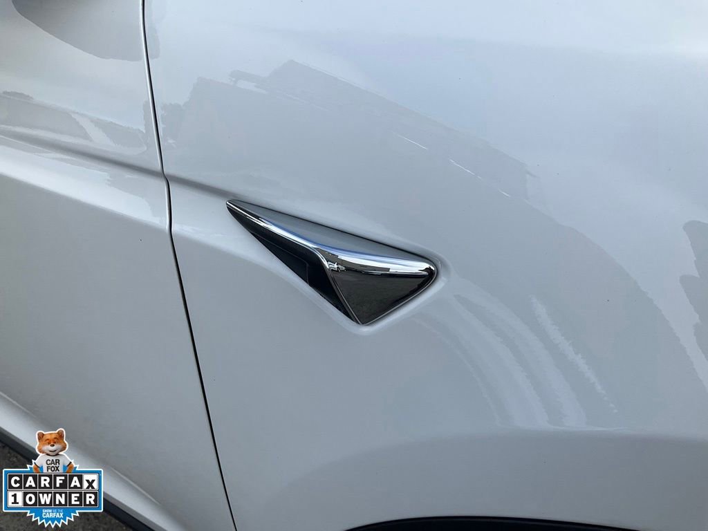 Used 2017 Tesla Model X 90D image 98