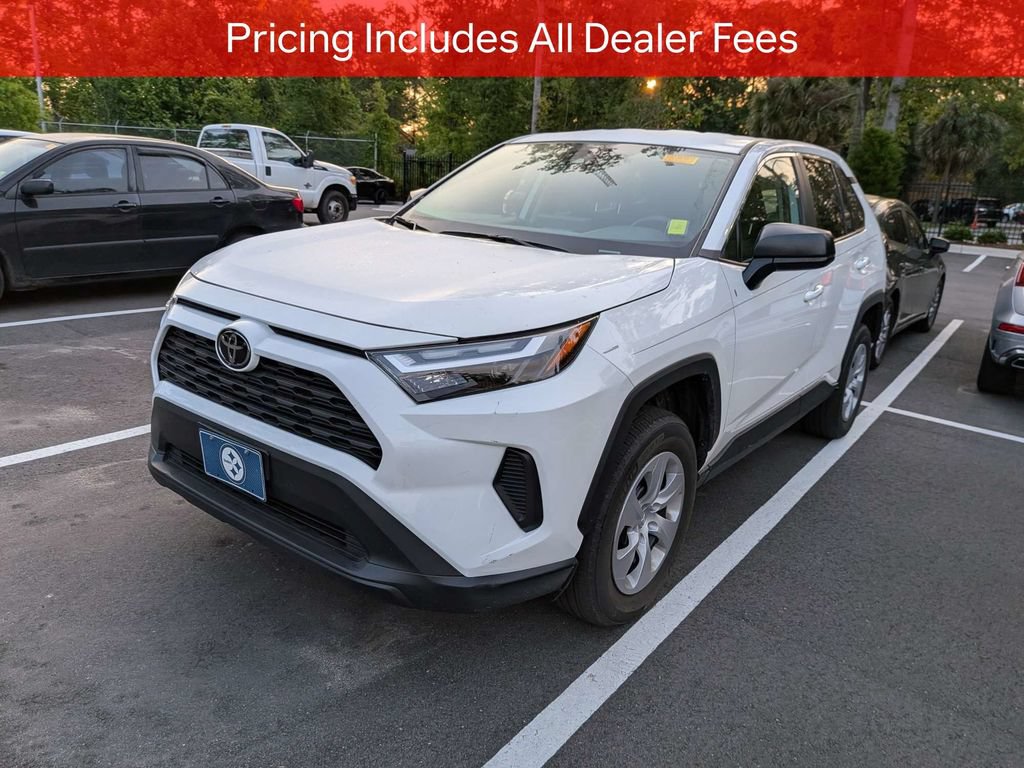 Certified 2024 Toyota RAV4 LE FWD image 4
