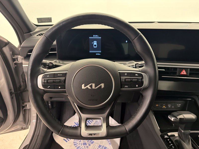 Used 2025 Kia K5 GT-Line AWD/4WD image 22