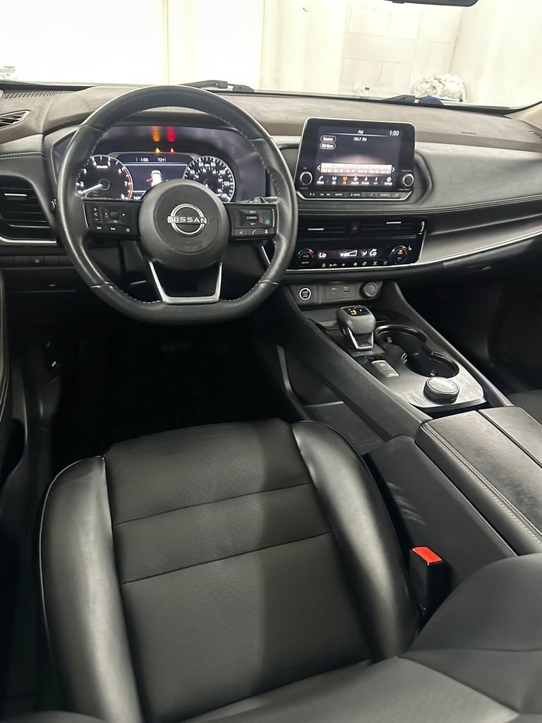 Used 2022 Nissan Rogue SV w/ SV Premium Package AWD/4WD image 21
