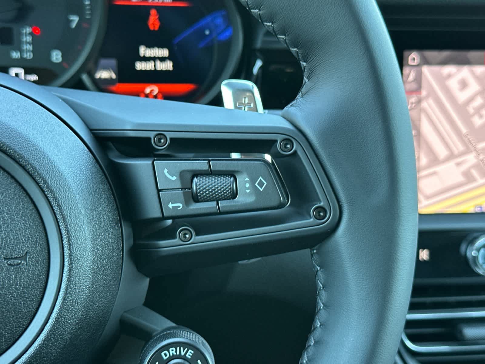 New 2026 Porsche Macan AWD/4WD image 28