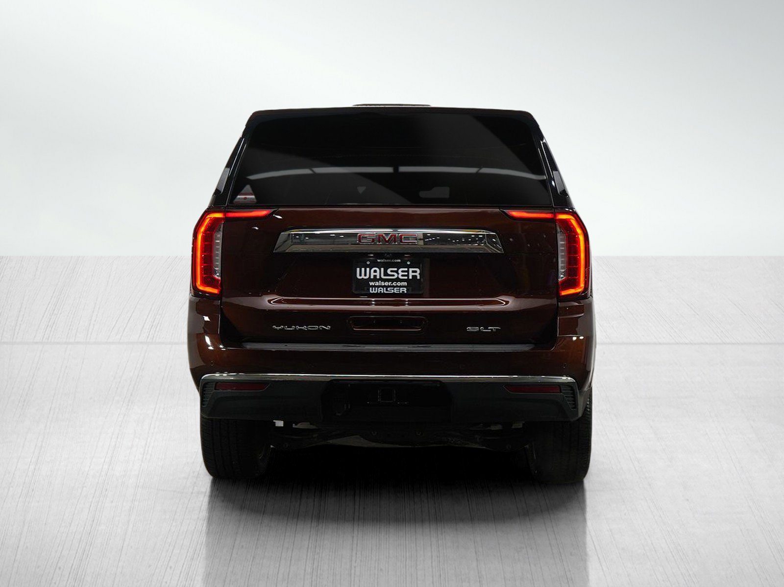 Used 2022 GMC Yukon XL SLT w/ SLT Luxury Package image 5