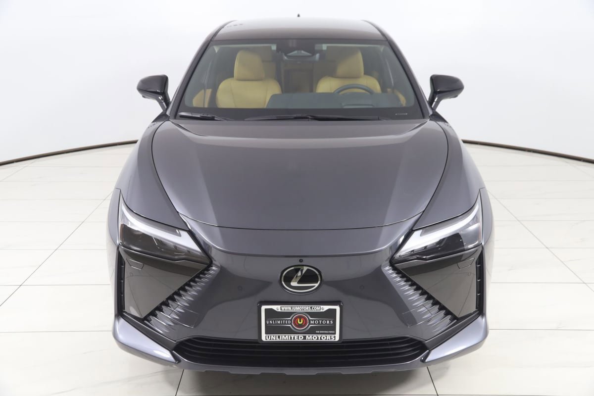 Used 2024 Lexus RZ 450e Premium w/ Technology Package AWD/4WD image 58