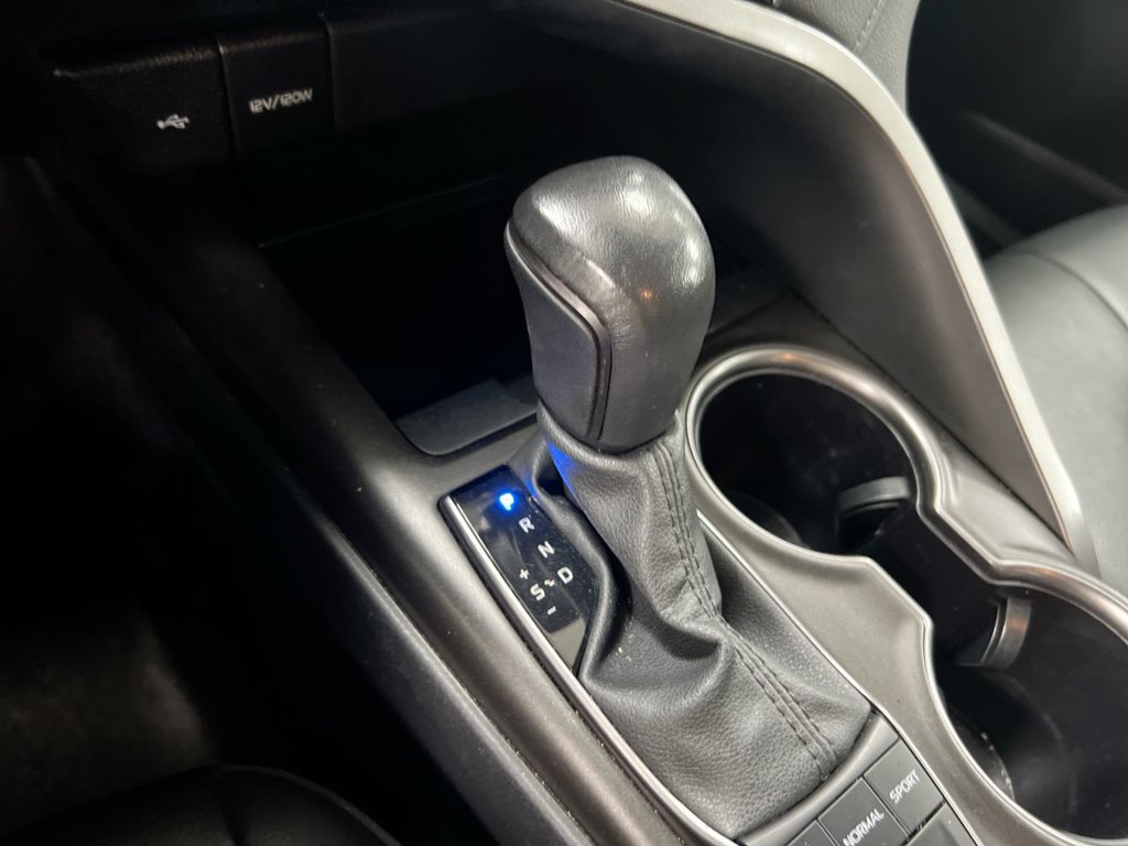 Used 2024 Toyota Camry SE FWD image 17