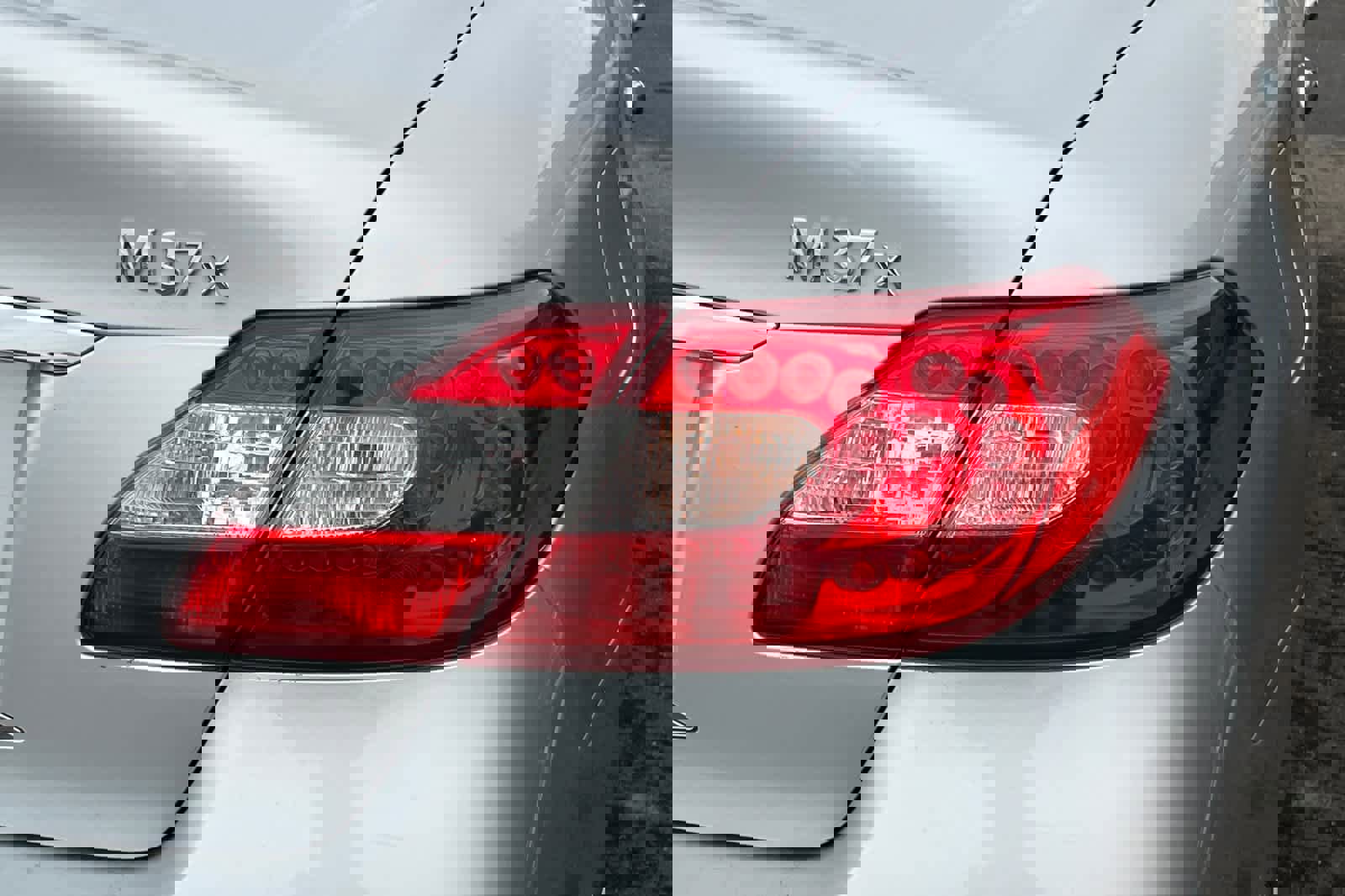 Used 2012 INFINITI M37 x w/ Premium Pkg image 17