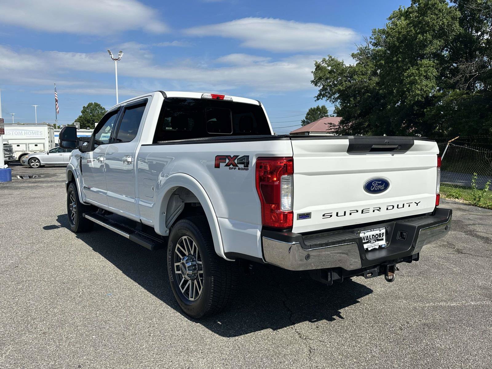 Certified 2019 Ford F350 Lariat w/ Lariat Ultimate Package AWD/4WD image 4