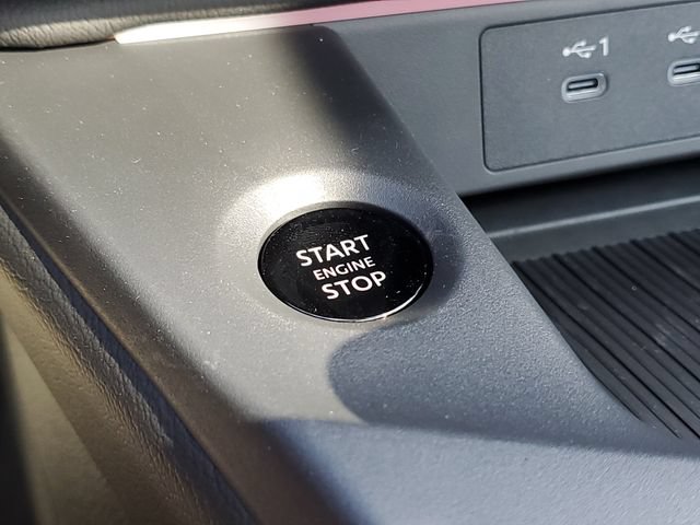New 2026 Nissan Sentra SR w/ SR Premium Package FWD image 17