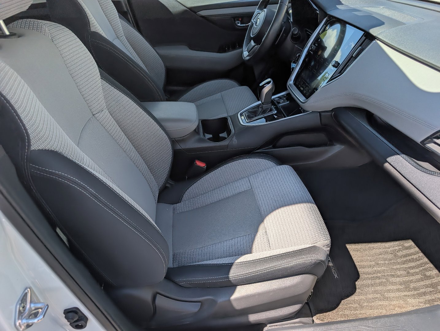 Certified 2023 Subaru Outback Premium AWD/4WD image 11