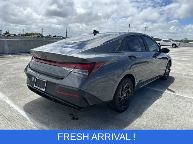 Used 2024 Hyundai Elantra SEL image 39