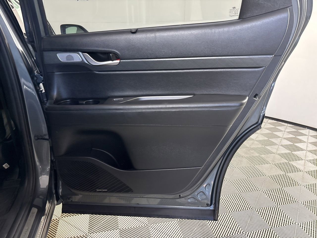 Used 2023 Hyundai Palisade Limited w/ Cargo Package image 29