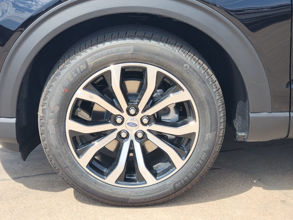 New 2026 Ford Explorer ST-Line w/ Premium Package RWD image 8