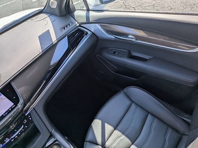 Certified 2025 Cadillac XT6 Premium Luxury w/ Platinum Package image 19