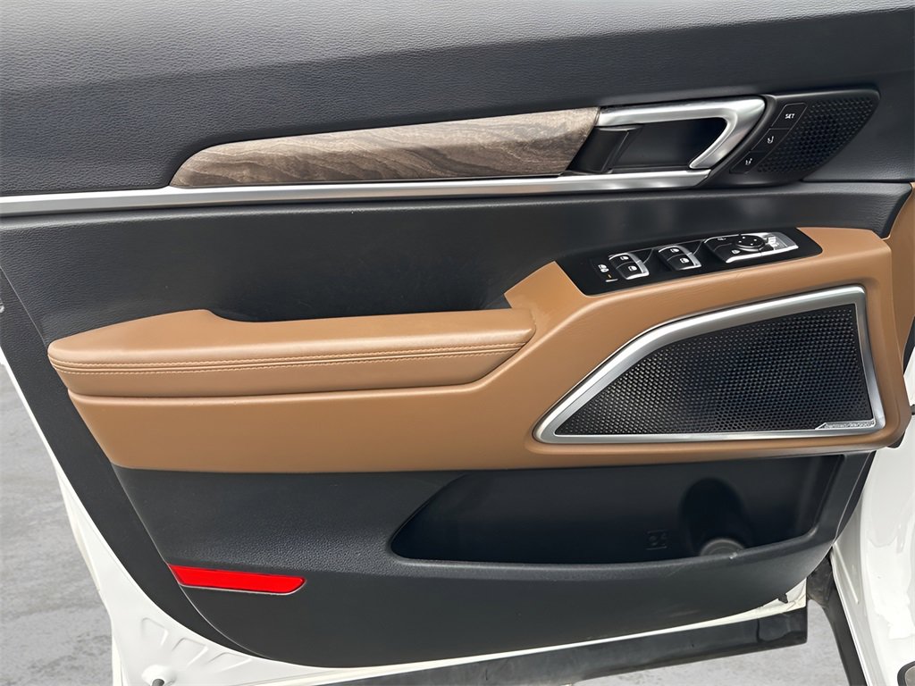 Used 2020 Kia Telluride SX w/ SX Prestige Package image 23