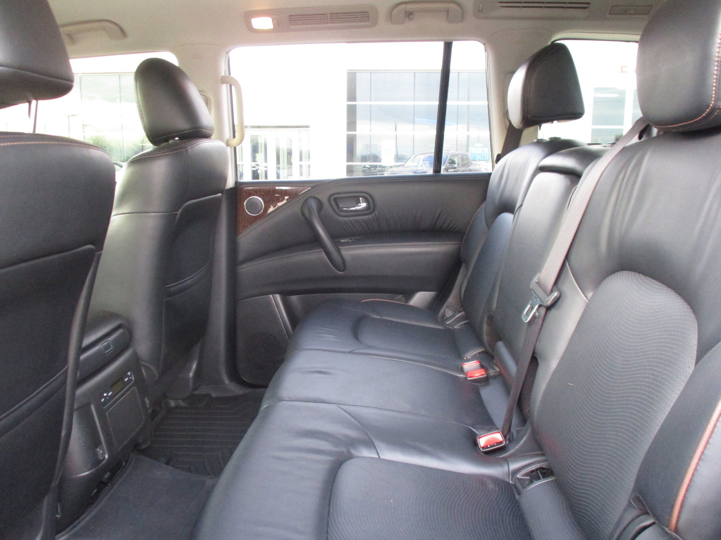 Used 2020 Nissan Armada SL w/ Premium Package AWD/4WD image 38