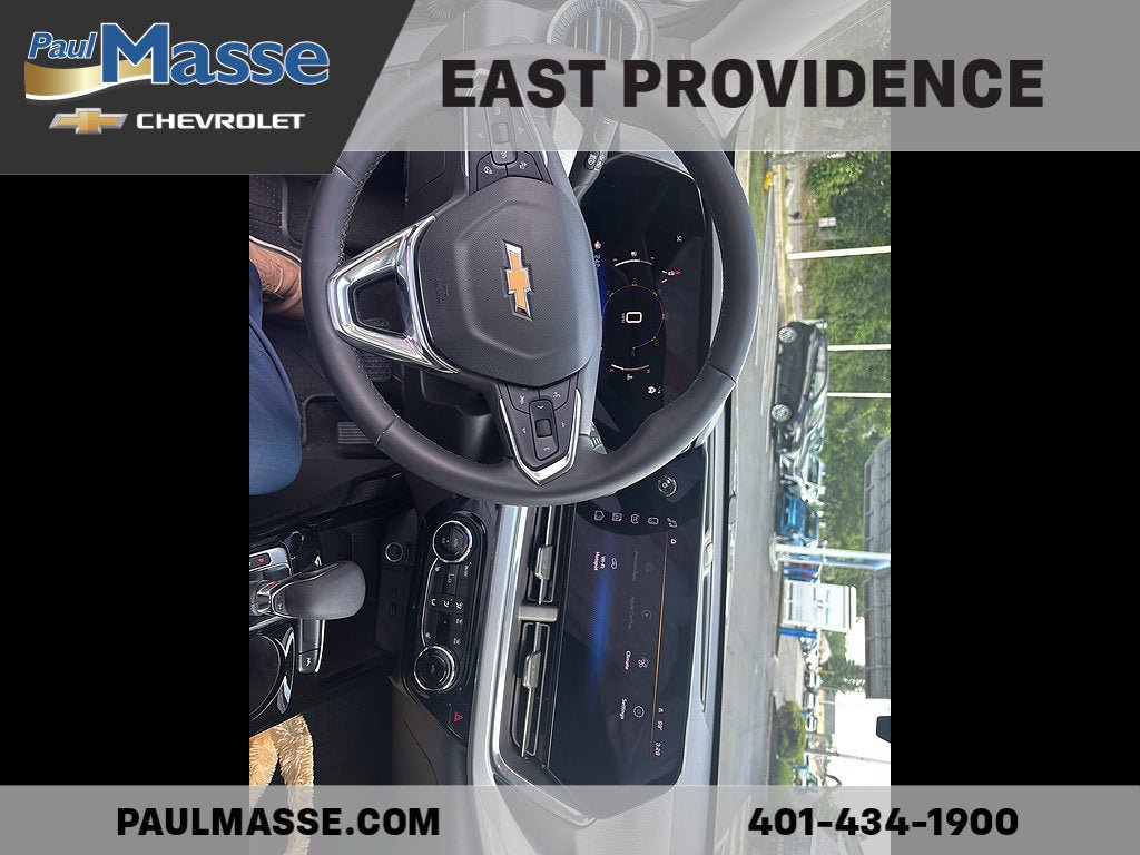 Certified 2024 Chevrolet Trax LT w/ LT Convenience Package FWD image 11
