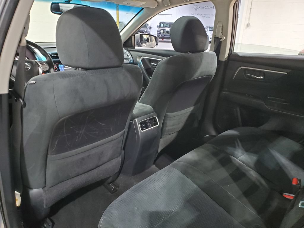 Used 2015 Nissan Altima 2.5 SV w/ Convenience Package FWD image 24