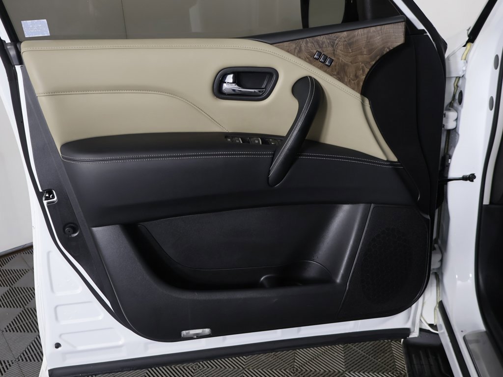 Used 2024 INFINITI QX80 Premium Select w/ Cargo Package image 27