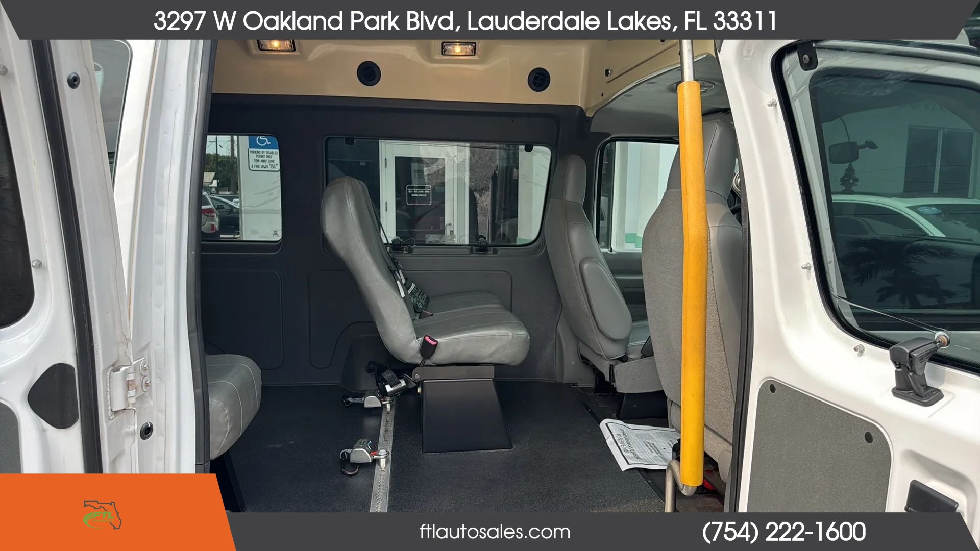 Used 2013 Ford E-250 and Econoline 250 Extended w/ PWR Group RWD image 43