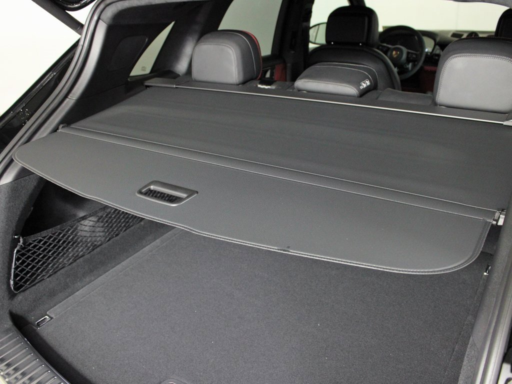 New 2026 Porsche Cayenne GTS image 14