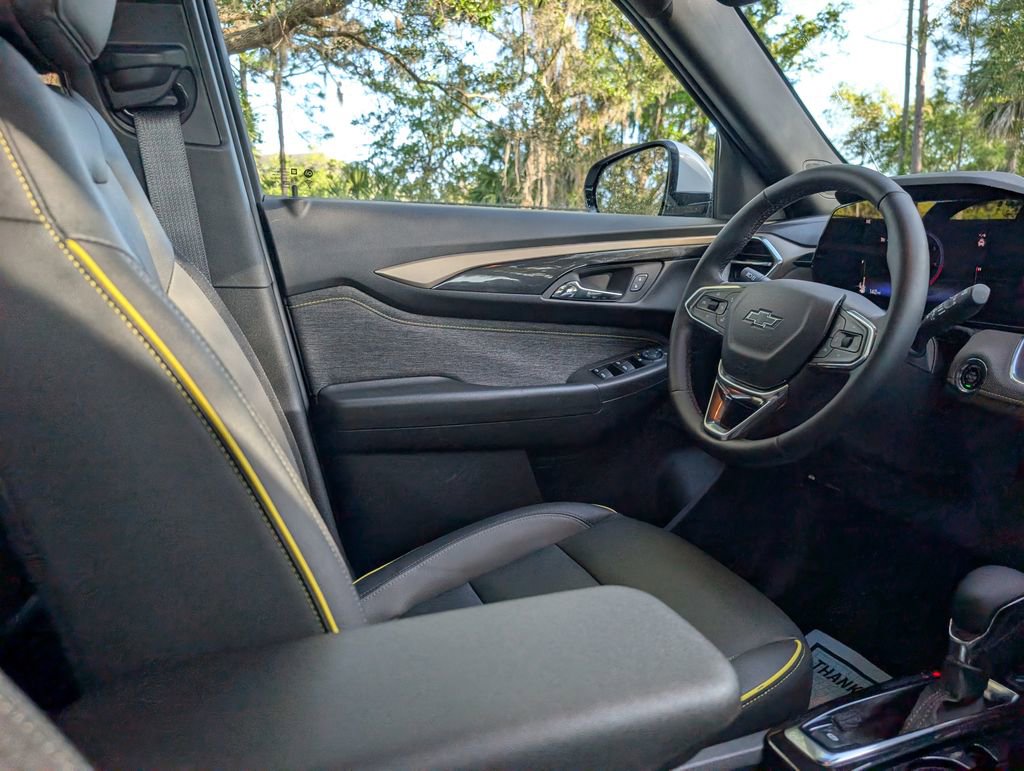 Used 2025 Chevrolet TrailBlazer ACTIV w/ Driver Confidence Package FWD image 13