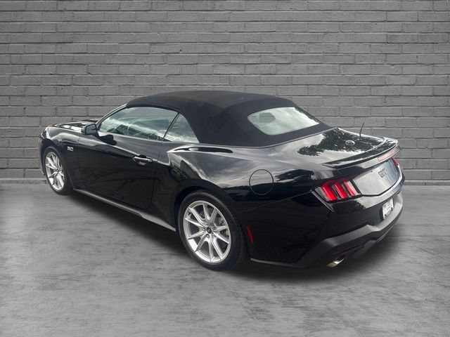 Used 2025 Ford Mustang GT Premium RWD image 5
