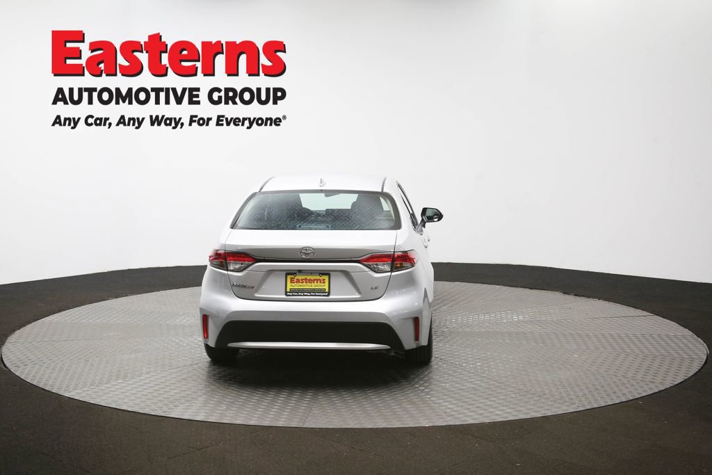 Used 2022 Toyota Corolla LE FWD image 38