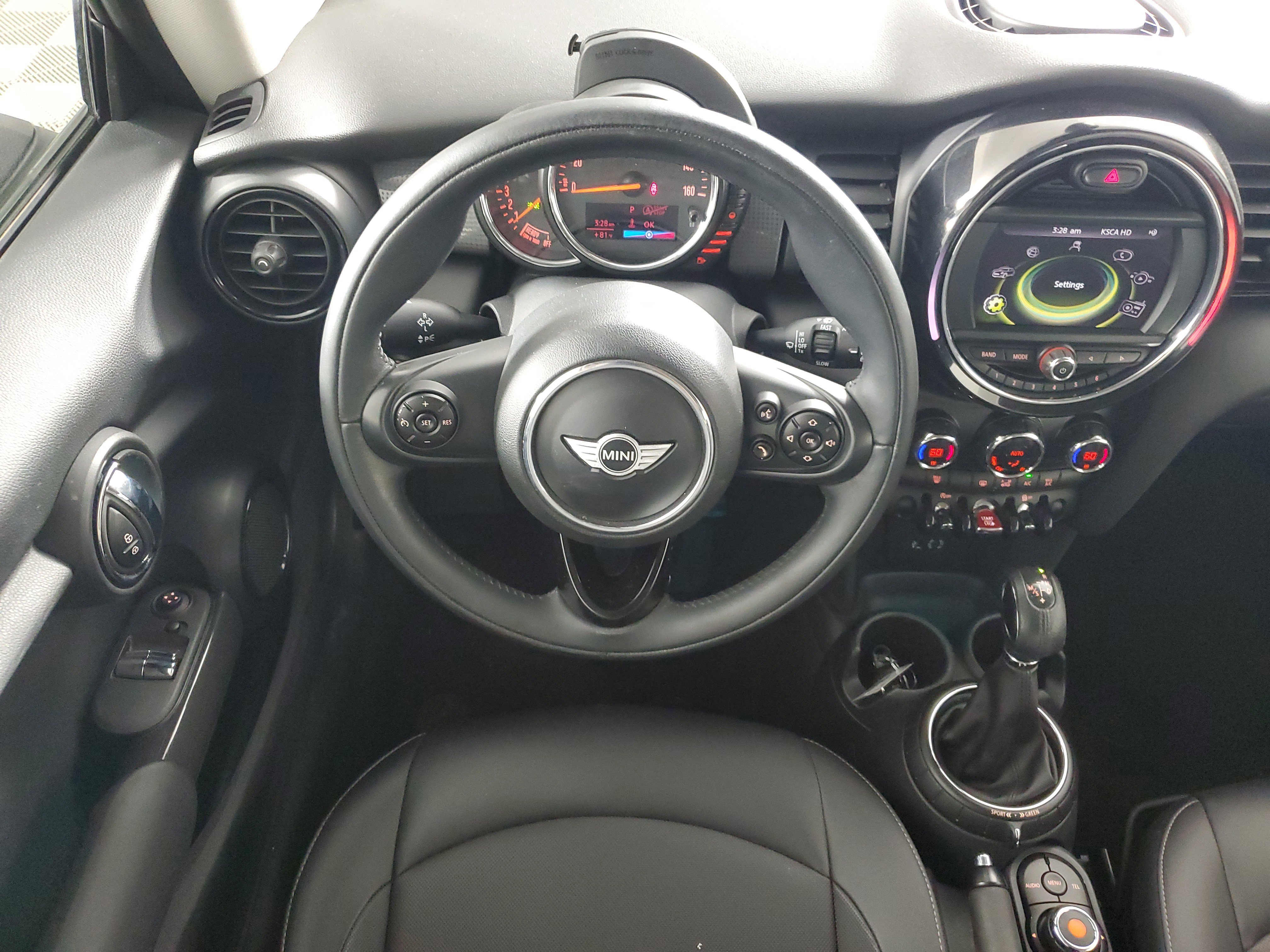 Used 2015 MINI Cooper 2-Door Hardtop image 14