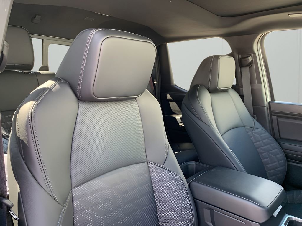 New 2025 Toyota Tacoma TRD Off-Road image 18