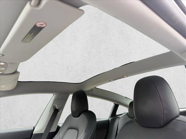 Used 2019 Tesla Model 3 Standard Range Plus RWD image 13