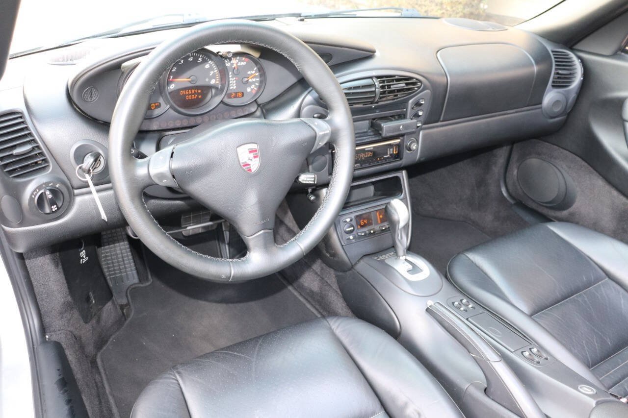 Used 2002 Porsche Boxster RWD image 29