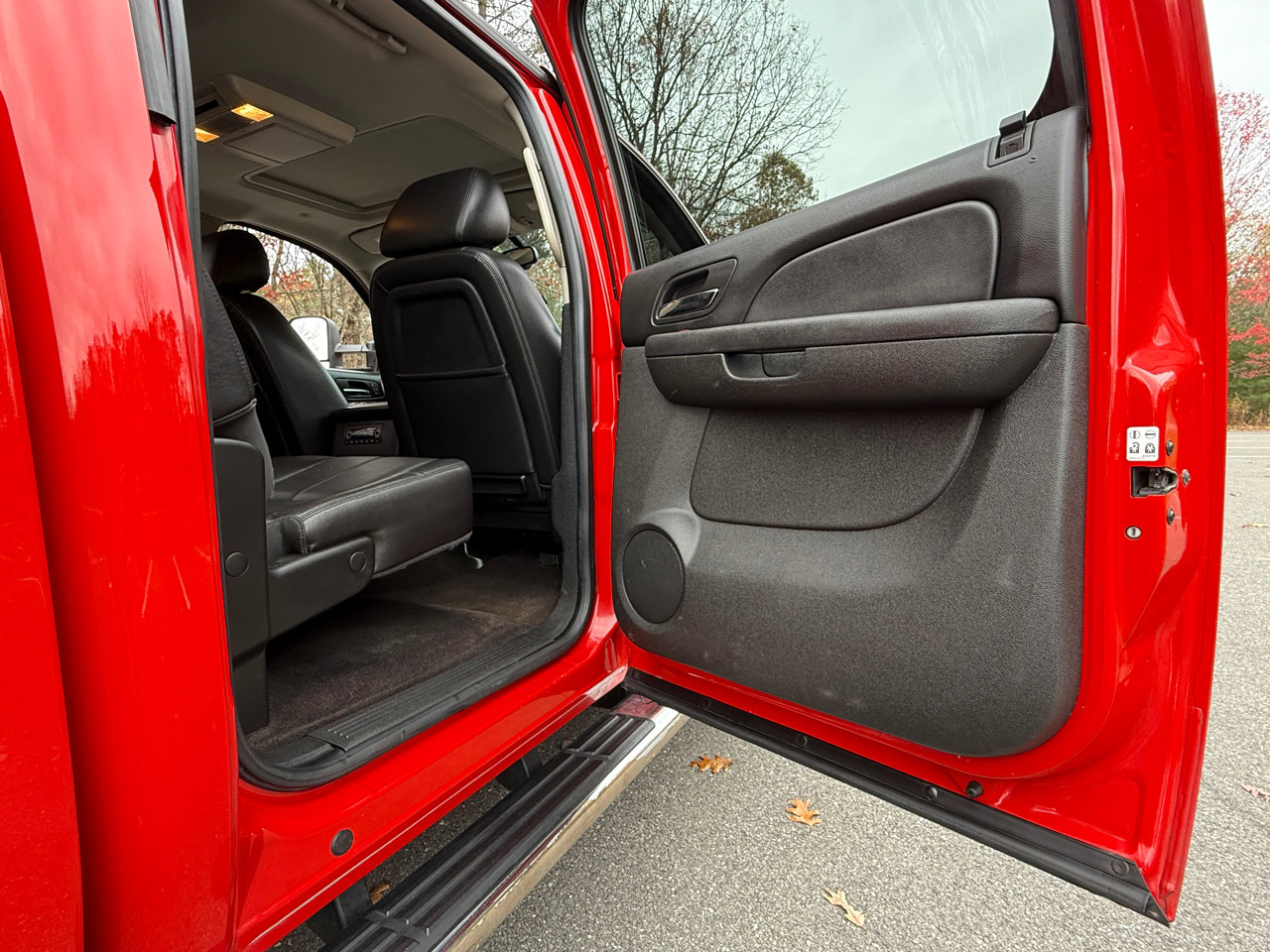 Used 2013 GMC Sierra 2500 SLT w/ Entertainment Package image 29