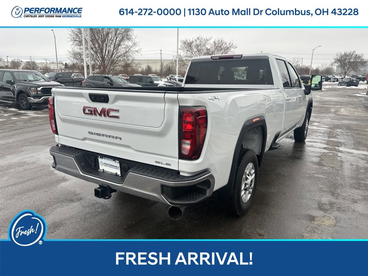 Used 2024 GMC Sierra 2500 SLE w/ SLE Convenience Package image 4