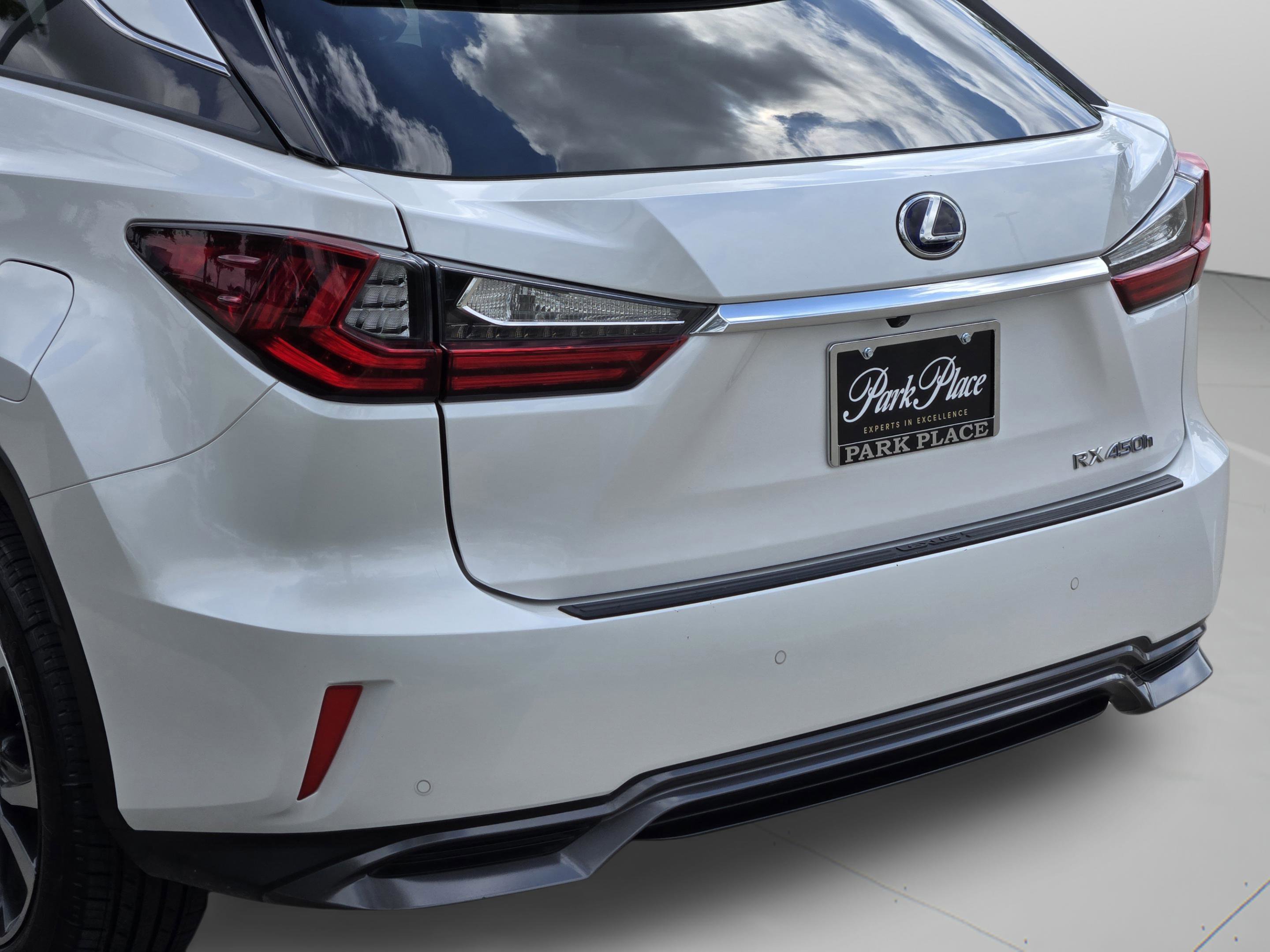 Used 2019 Lexus RX 450h AWD image 42
