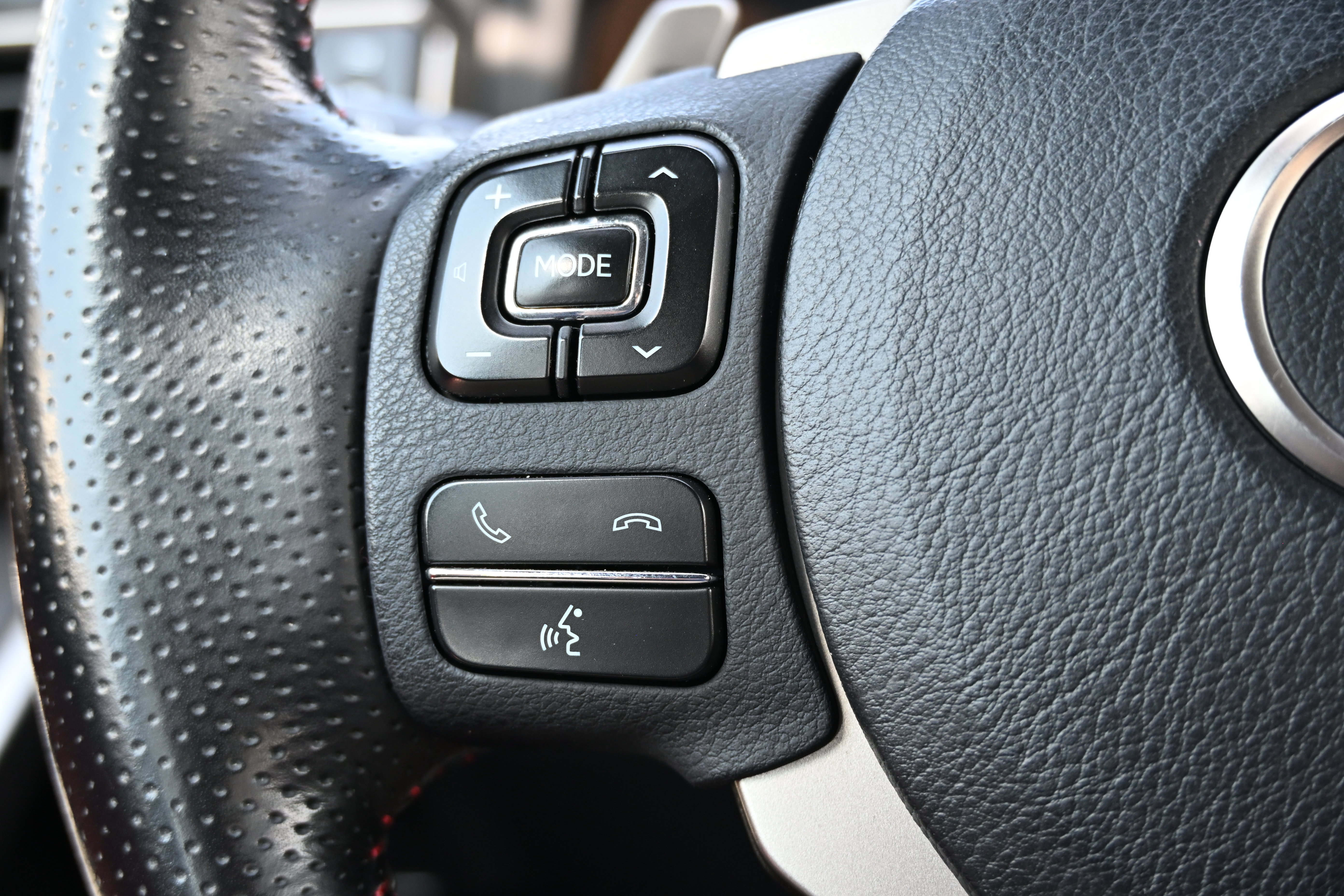 Used 2020 Lexus IS 300 F Sport w/ F Sport Package RWD image 45