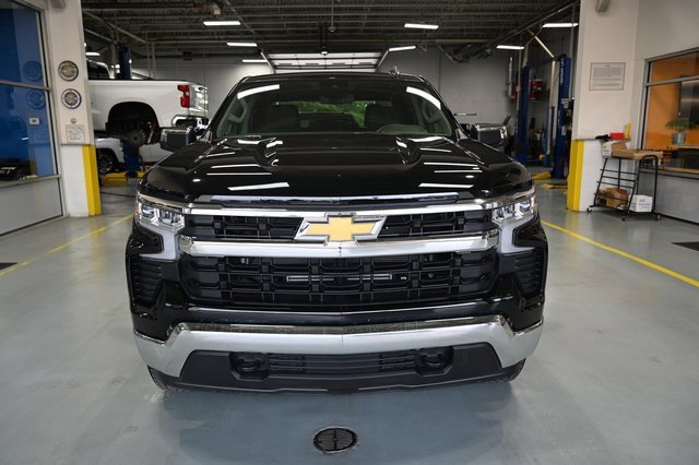 New 2026 Chevrolet Silverado 1500 LT image 2