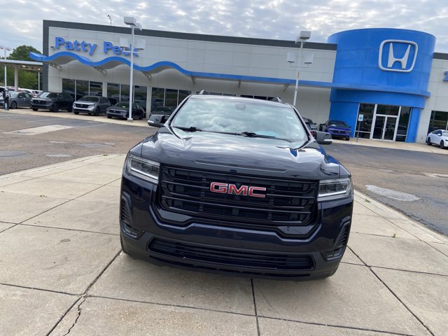 Used 2022 GMC Acadia SLE w/ Elevation Edition image 3