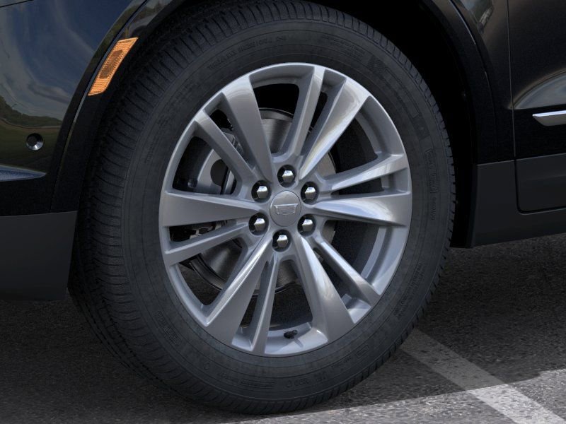 New 2026 Cadillac XT5 Premium Luxury w/ Driver Assist Package AWD/4WD image 9